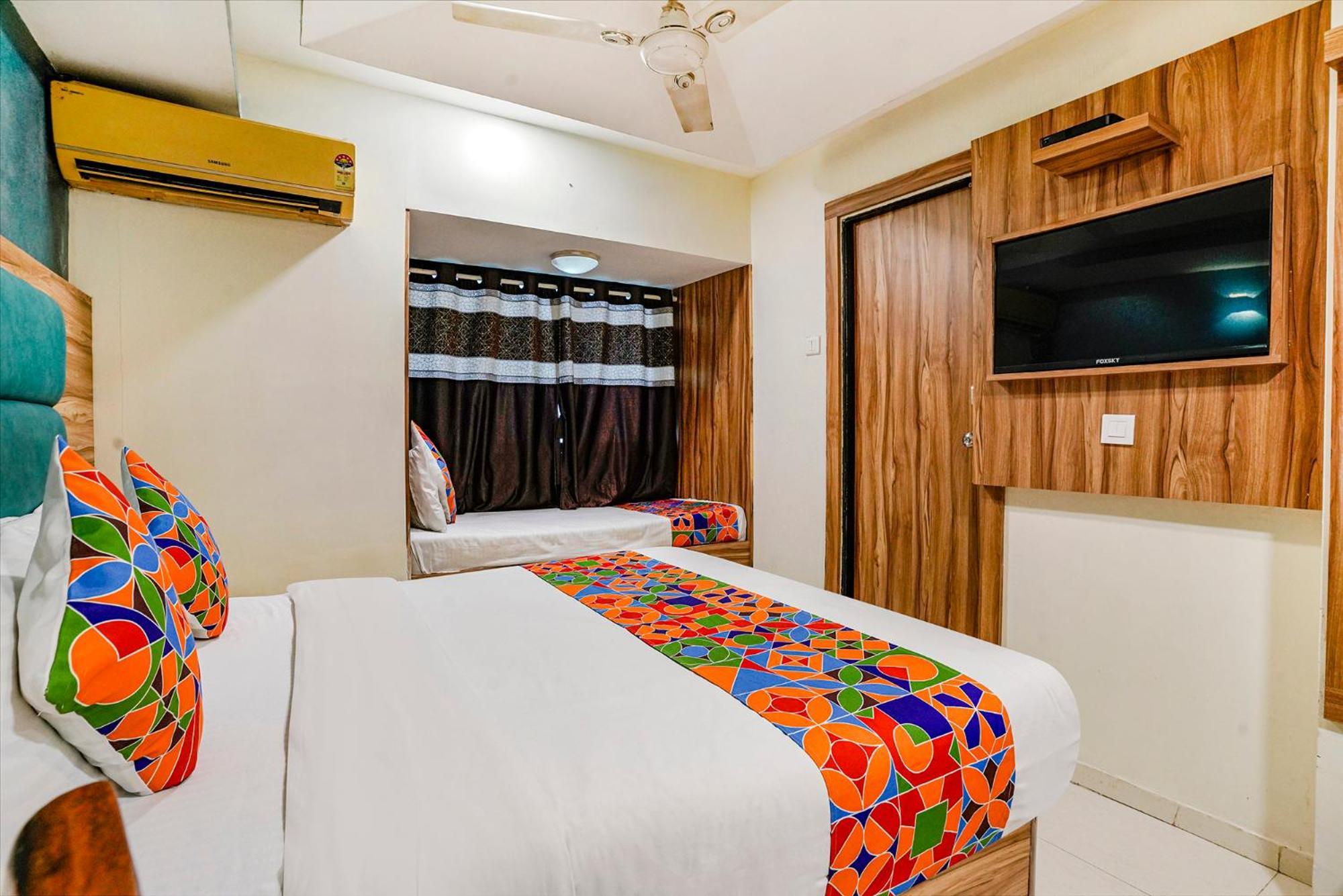 Fabexpress Amber Corp Inn - Nr Nesco Exhibition Center Mumbai Exteriör bild